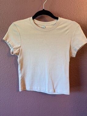 Uniqlo Women's Short Sleeve Crew Tee - Light Cream